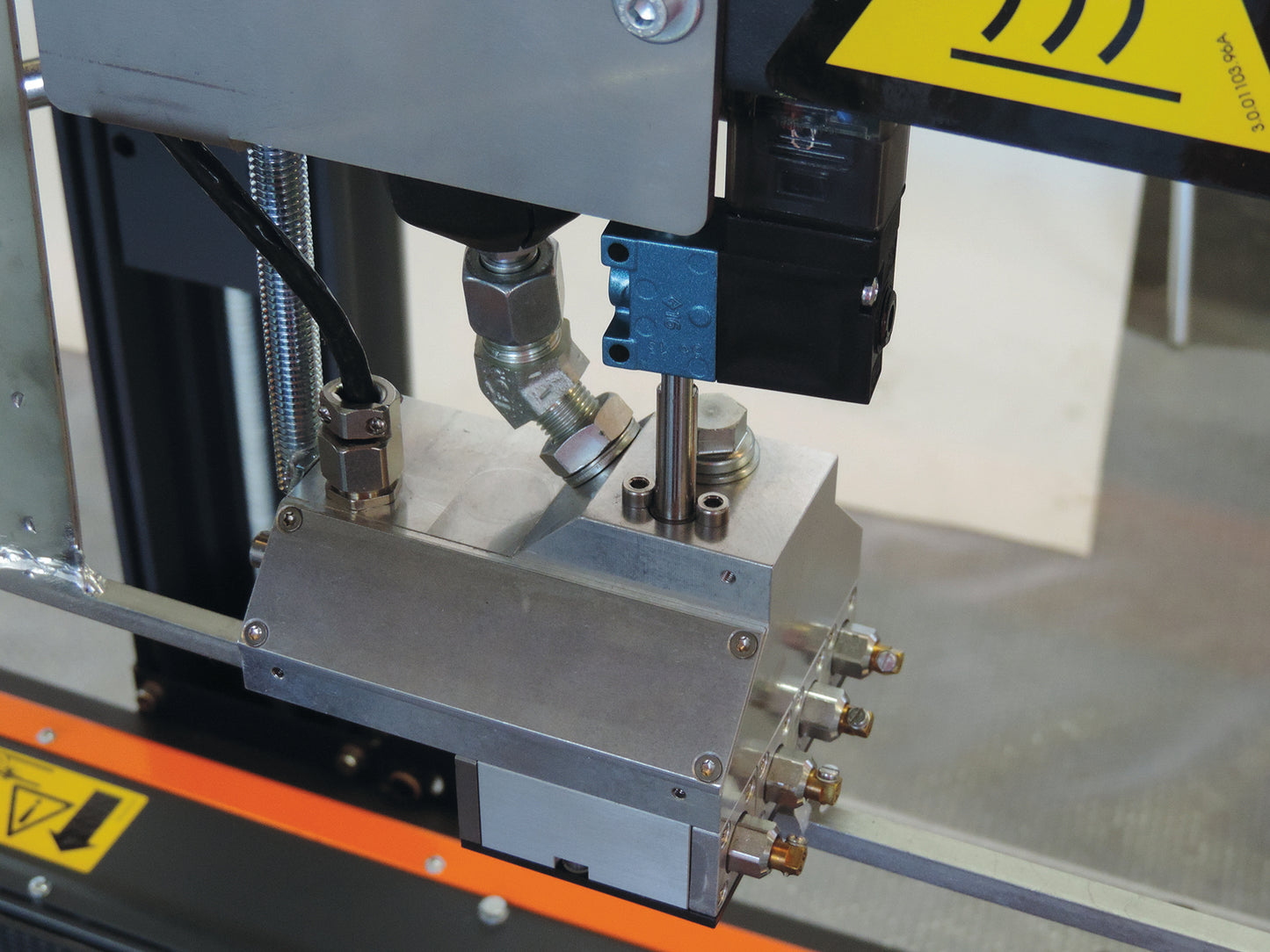 HM11 Automatic Hot-Melt Carton Sealer