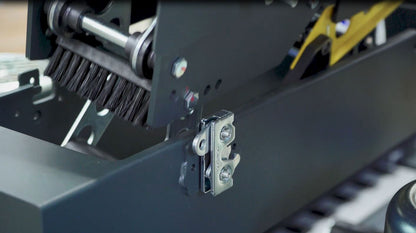 NASTRO-SB™ – X Semi-Automatic Case Sealer for Small to Medium Fixed Box Sizes with Manual Adjustment