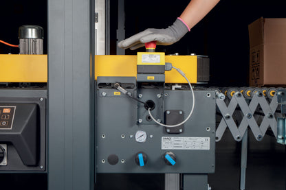 NASTRO-SB™ – R High-Performance Semi-Automatic Case Sealing Machines for Small, Medium, Large, and King Random Boxes